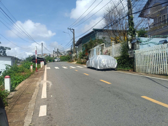 Bán Nhà Cấp 4 Hẻm Kim Đồng, Phường 6 – TP. Đà Lạt, Gần Nhiều Tiện Ích