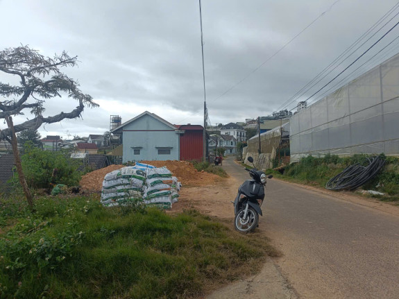 Đất 3 Lô Liền Kề Huỳnh Tấn Phát – Xóm Lèo, Phường 11, Tp. Đà Lạt | View Thoáng, Sẵn Thổ Cư, Ô Tô Tận Nơi